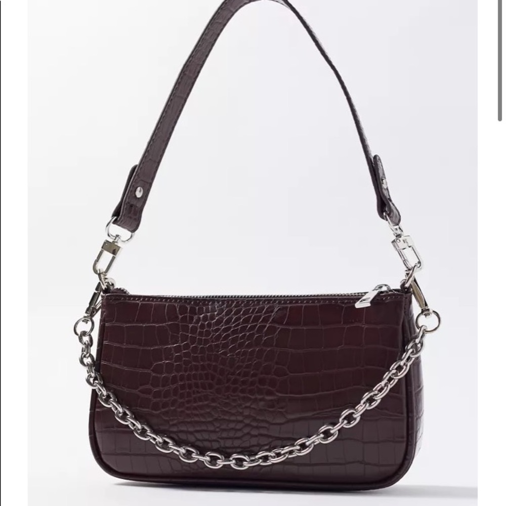 Black Rosie Chain Baugette purse